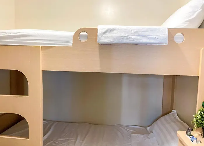 Apartamento Lovely 2br Near Airport, Solaire, & Okada - 6pax *