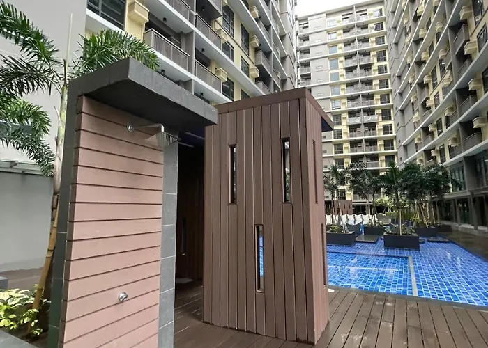 Lovely 2br Near Airport, Solaire, & Okada - 6pax * Manila