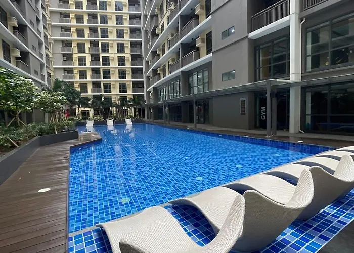 Apartamento Lovely 2br Near Airport, Solaire, & Okada - 6pax Manila